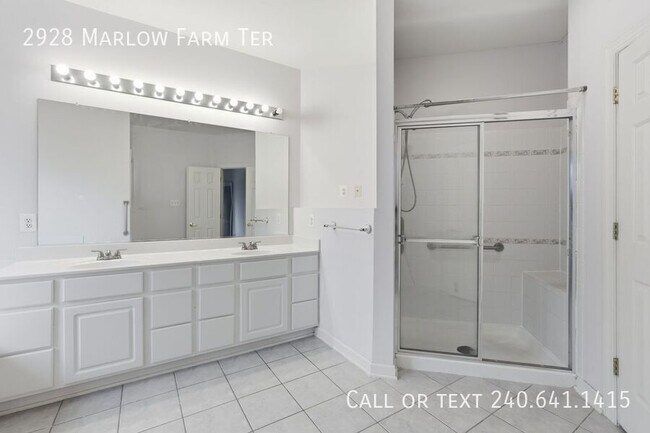 Building Photo - 2928 Marlow Farm Terrace