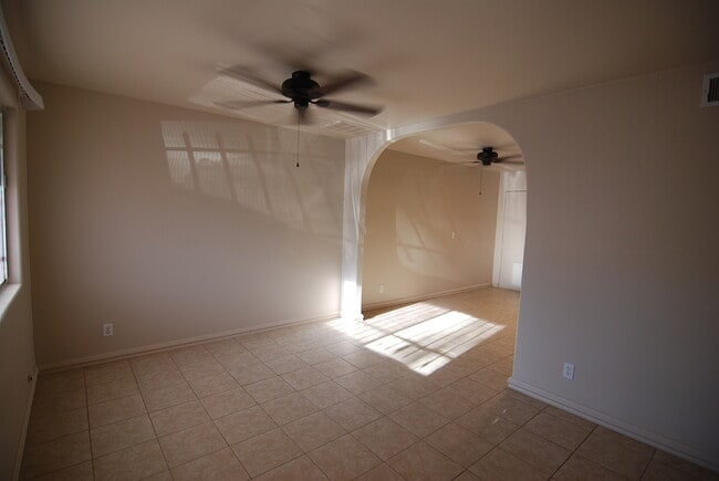 Building Photo - Morten Place