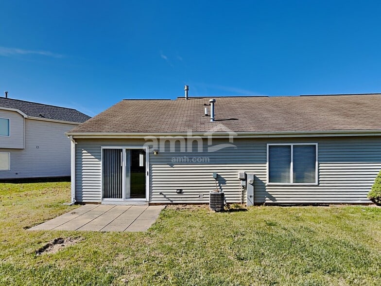 Building Photo - 2462 Mayfield Ct