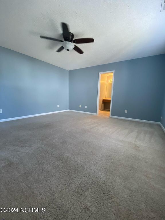 Building Photo - 3 Bedroom, 2 Bath Home - 1204 Huff Dr.