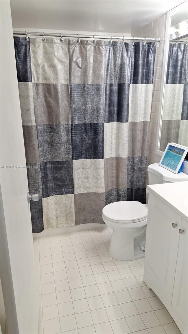 Building Photo - 13550 SW 6th Ct