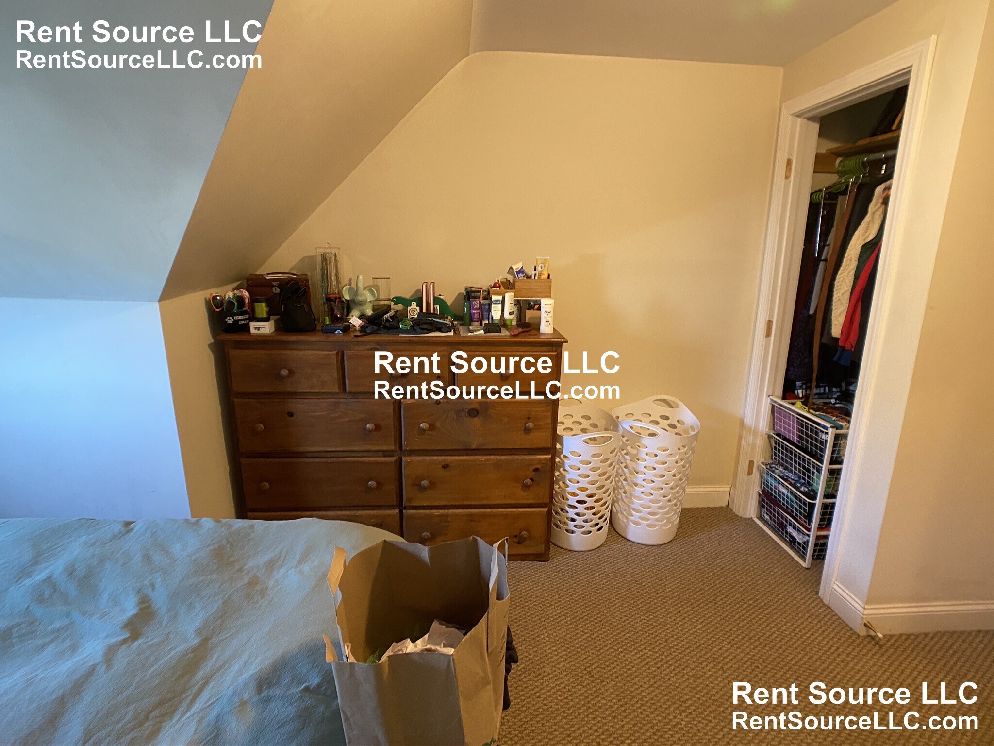 Building Photo - 20 Radcliffe Rd