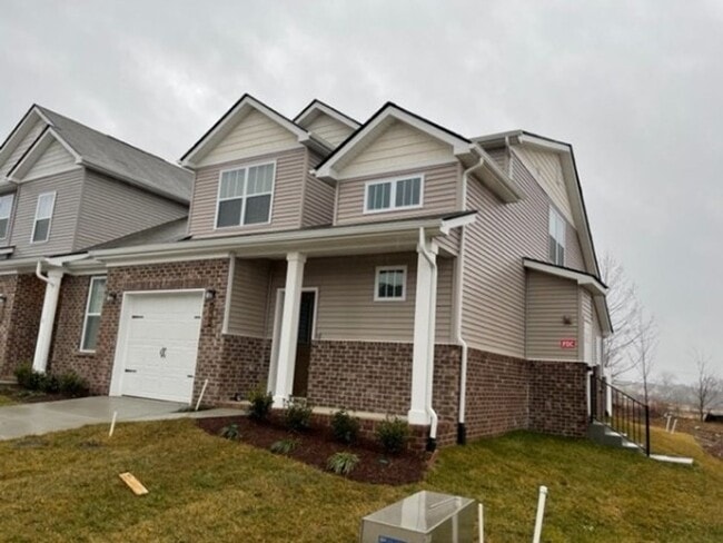 Building Photo - Stunning home in Spring Hill