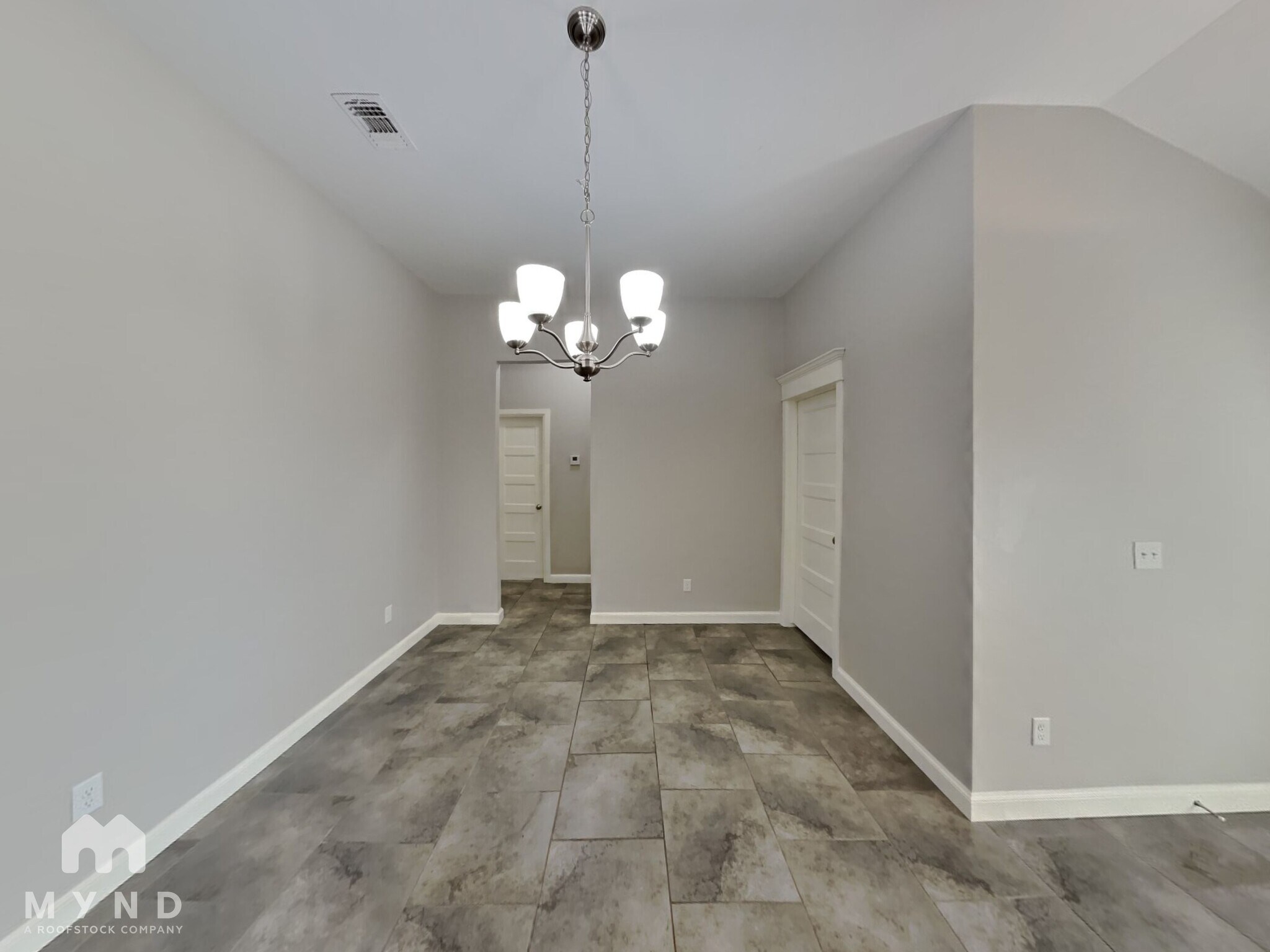 Building Photo - 1019 Merlin Dr