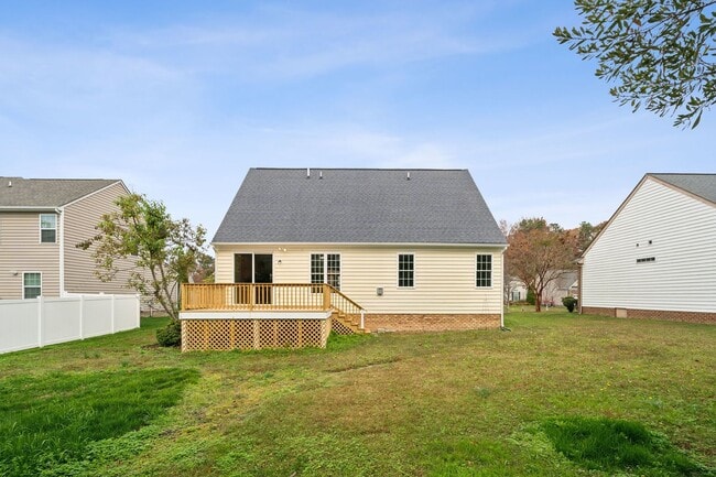 Building Photo - Welcome to Windmill Meadows!