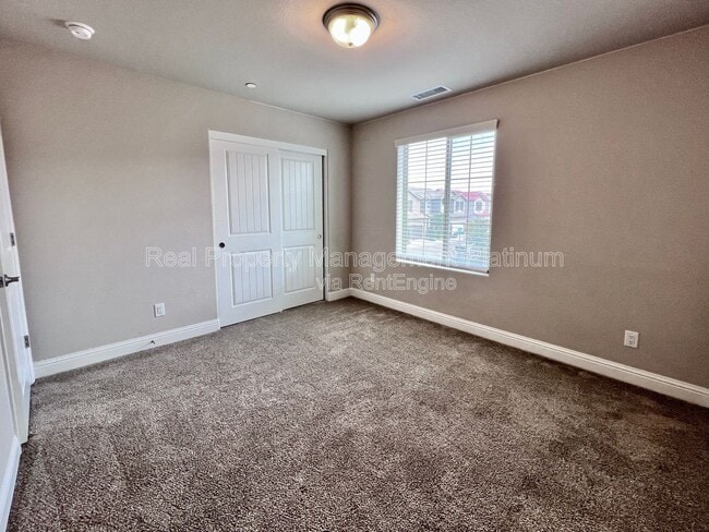 Building Photo - 6226 E Nala Dr