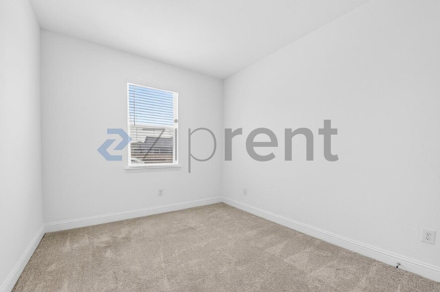 Building Photo - 14809 Bandana Rd