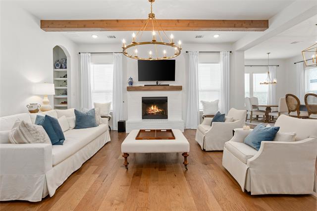 Building Photo - 752 Tallgrass Dr