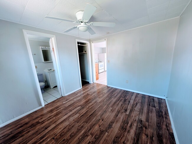 Bedroom with walk in closet - 685 HWY 441 SE