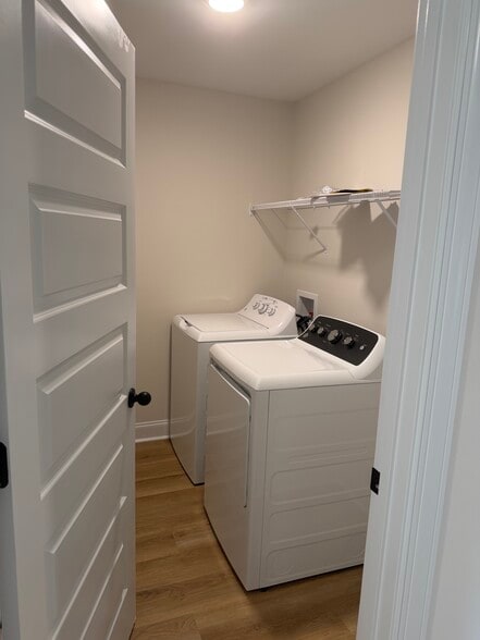 Laundry room - 765 Union St