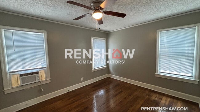 Building Photo - 2915 Felix Ave