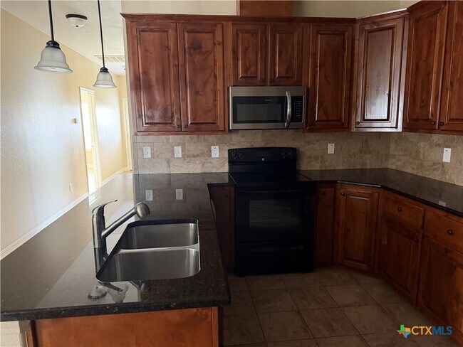 Building Photo - 1108 Indian Mallow Dr