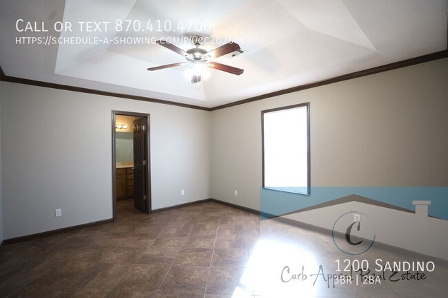 Building Photo - Spacious 3 bedroom/2 bath home - Jonesboro