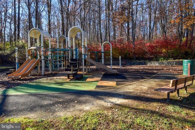 Building Photo - 6135 Edsall Rd