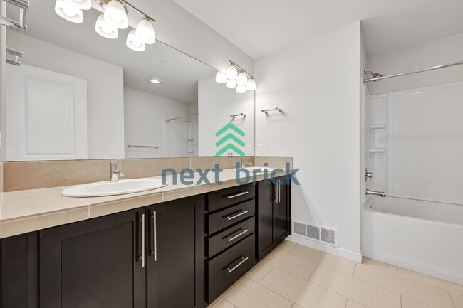 Building Photo - 3 Bed and 3 Bath Single Family Home is Available for Rent!