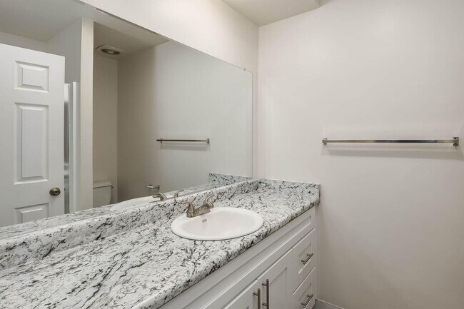Building Photo - Dorchester Apartments | Spacious 1 & 2 Bedroom Apartments Near SDSU