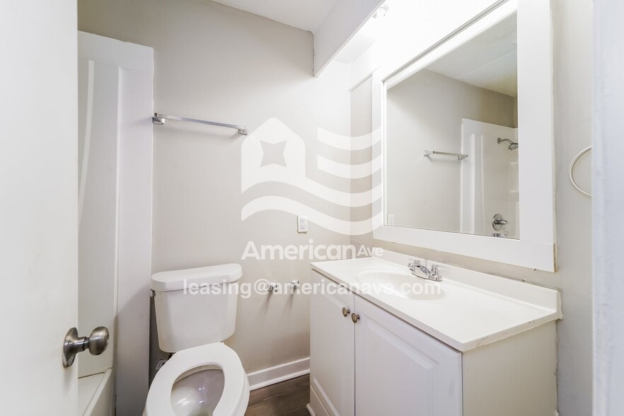 Building Photo - 3180 Benson Dr