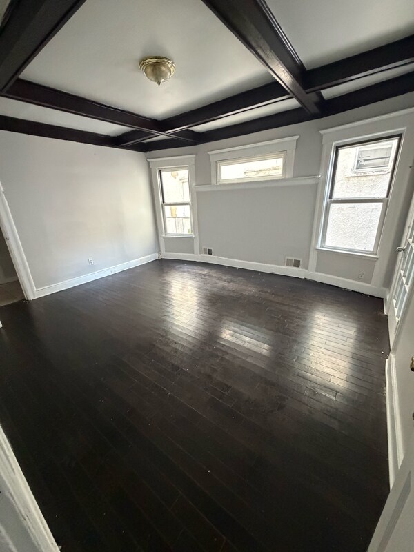 Building Photo - 691 Elizabeth Ave