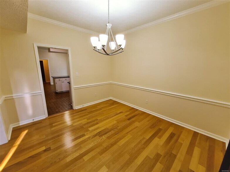 Building Photo - 6474 Halcyon Dr
