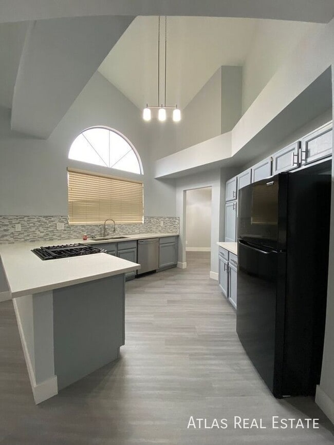 Building Photo - 1916 Old Mill Ln