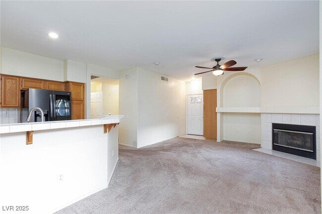 Building Photo - 5225 W Reno Ave
