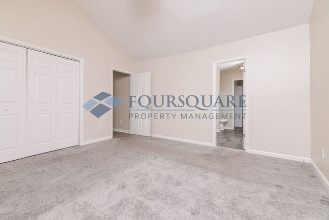 Building Photo - Single Family Home | One Story Home | Full...