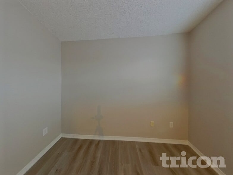 Building Photo - 3460 Cedarhurst Way