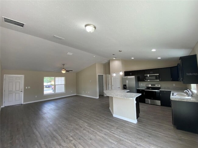 Building Photo - 16690 SW 21st Avenue Rd