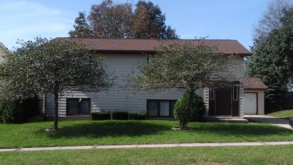 Primary Photo - 5407 Norse Dr