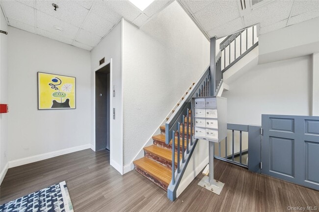 Building Photo - 62 South St