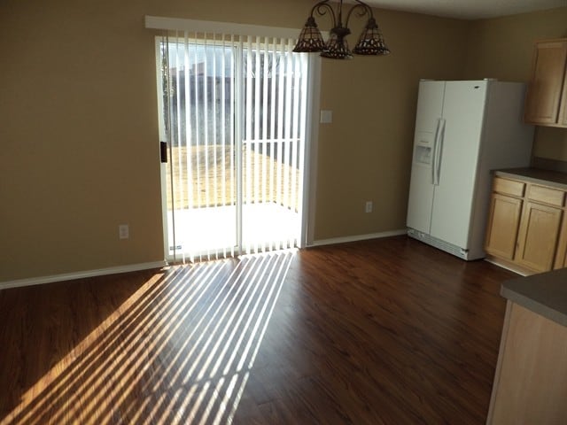 Building Photo - 1601 White Oak Rd