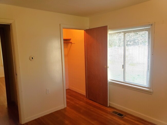 Building Photo - **PENDING** Unique Forest Grove Ranch with...