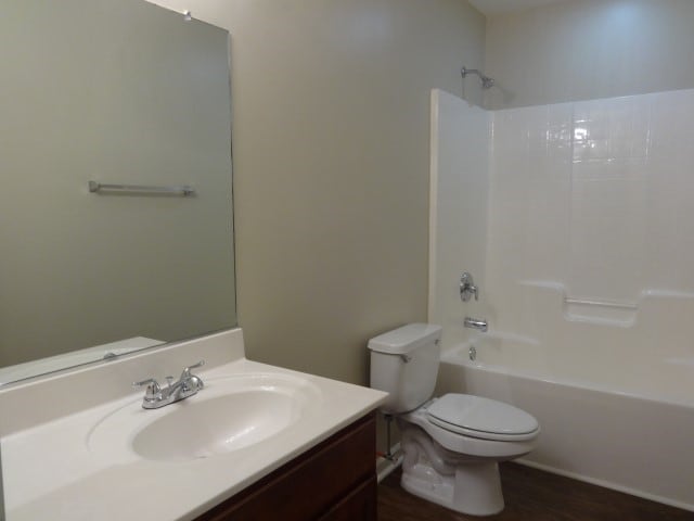 Building Photo - 1100 Briar Rose Ln