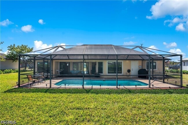 Building Photo - 1627 SW 14th St