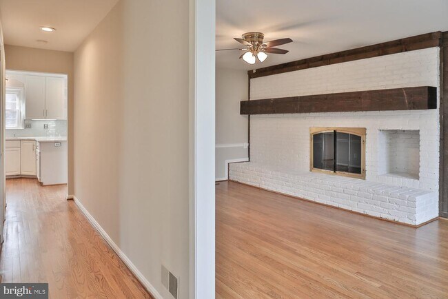 Building Photo - 5423 Rilian Ct