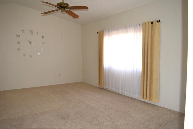 Building Photo - 12411 W Foxfire Dr