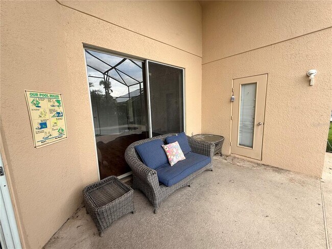 Building Photo - 2918 Blooming Alamanda Loop