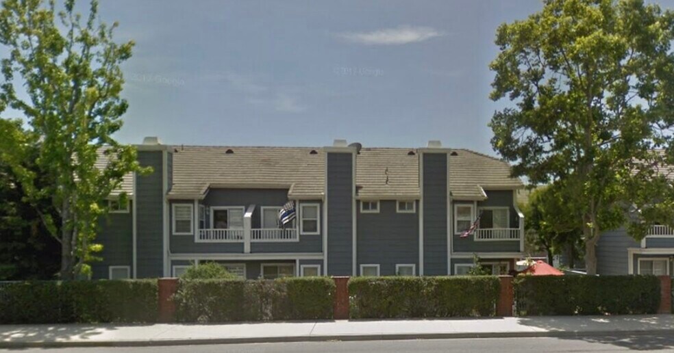 Building Photo - 3970 Cochran St
