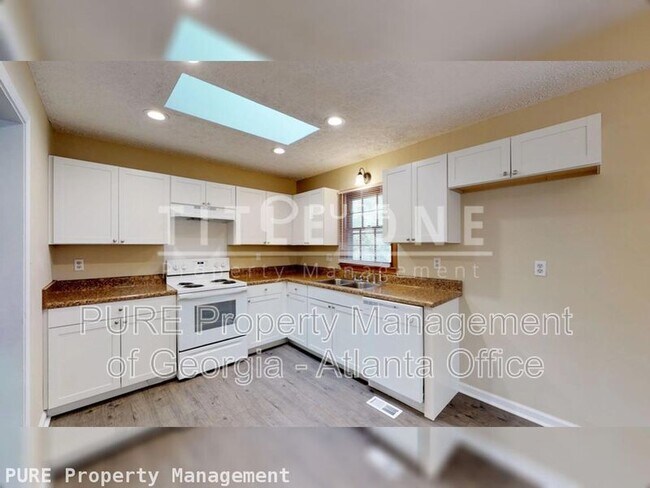 Building Photo - 31 Etowah Ct