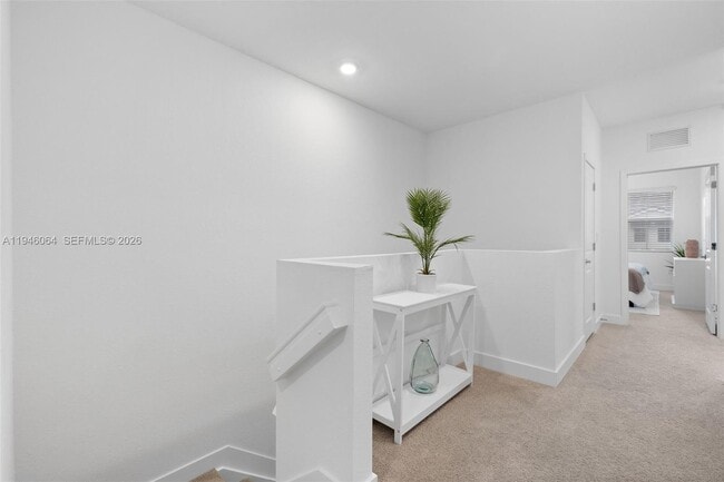 Building Photo - 131 SW 171st Terrace