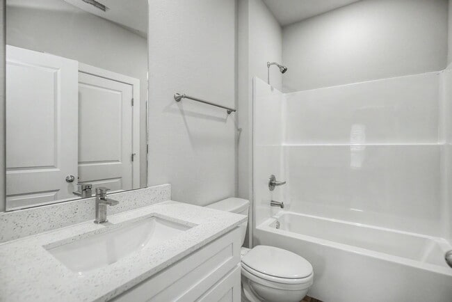 Building Photo - 403 N 29th St