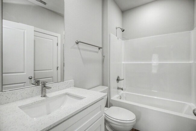 Building Photo - ***403 S. 29th Street***