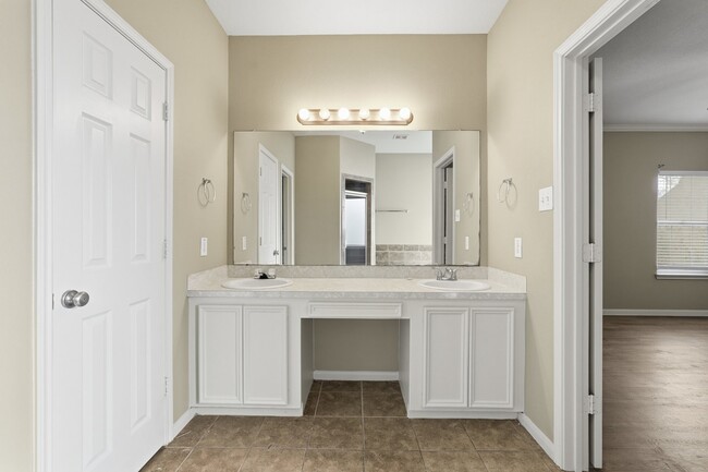 Building Photo - 4434 Mallow St