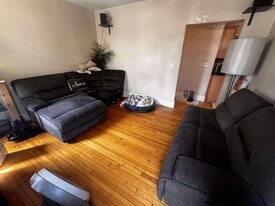 Building Photo - 420 Talbot Ave