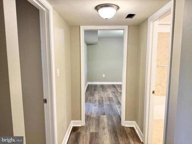 Building Photo - 2 Kelly Ct