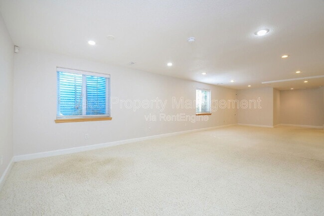 Building Photo - 10571 W 83rd Pl