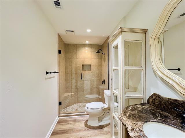 Building Photo - 3916 Bobbin Ln
