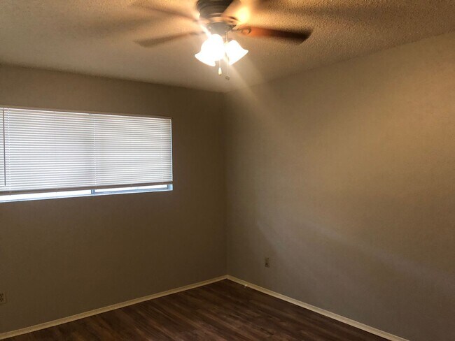 Building Photo - 7002 Ivory Key Ct