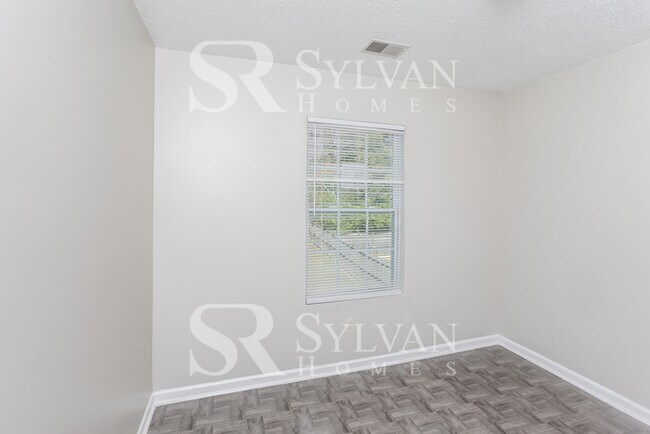 Building Photo - At Last, This Is What You Have Been Searching For!