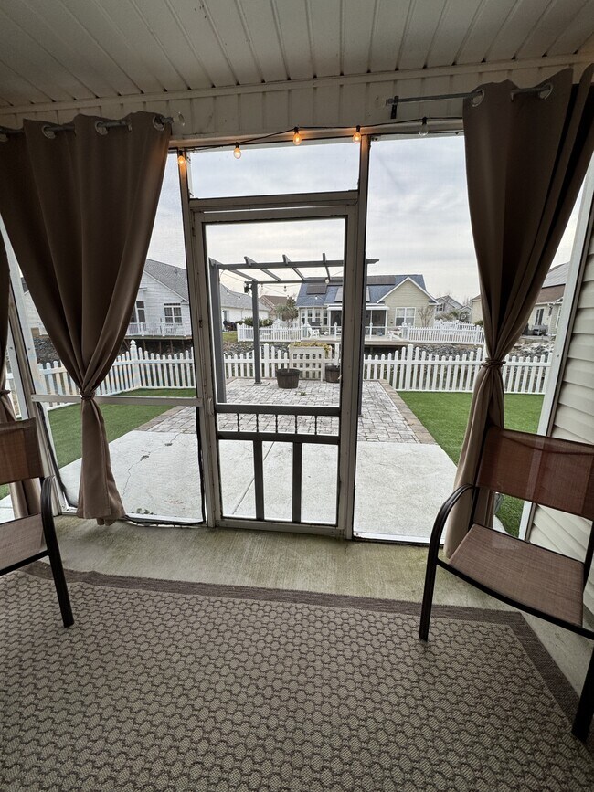 Building Photo - 2016 Saltwater St